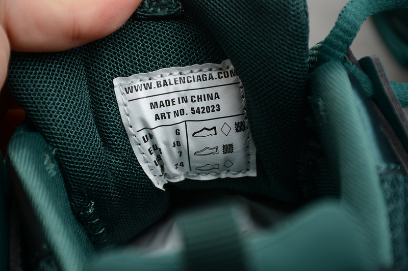 BALENCIAGE TRIPLE TRAINER 542023 W2LA1 3004