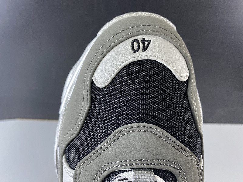 BALENCIAGE TRIPLE S TRAINER 483546 W06F1 0841