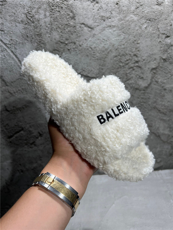 BALENCIAGA SLIDES