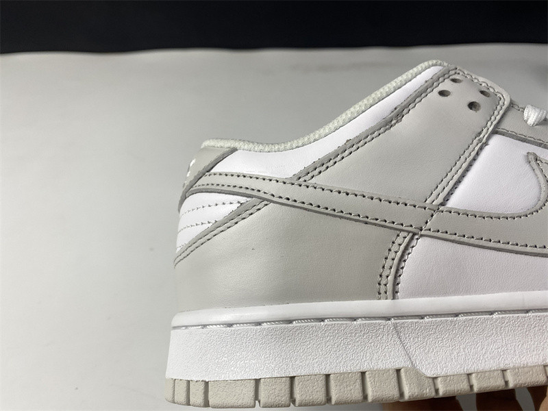 NIKE DUNK LOW PHOTON DUST (W) - DD1503-103