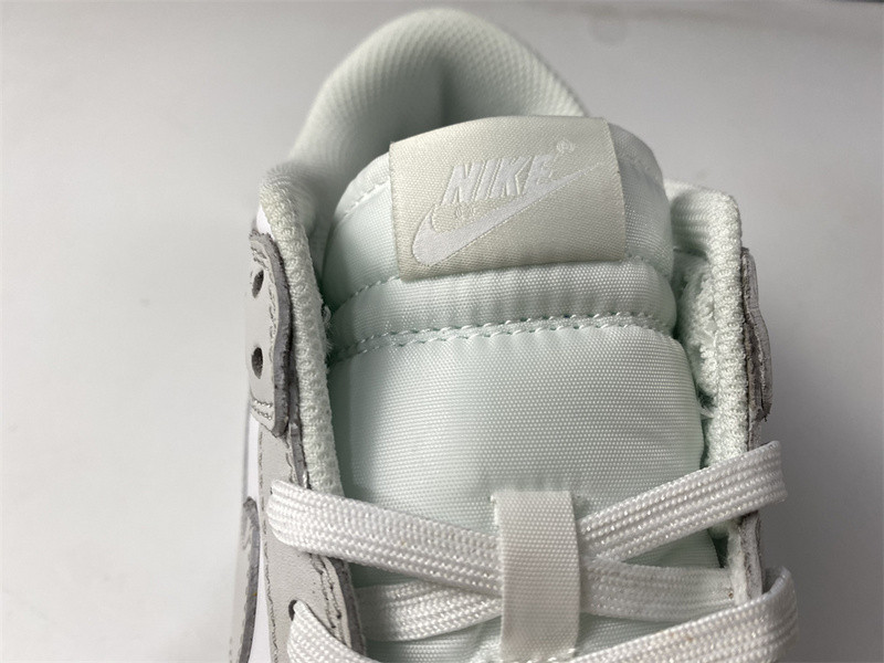 NIKE DUNK LOW PHOTON DUST (W) - DD1503-103