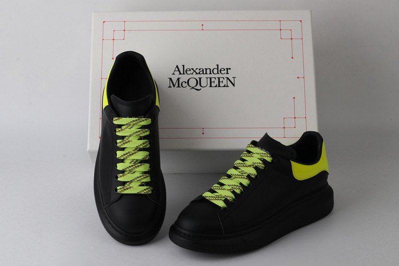 ALEXANDER MCQUEEN SNEAKER