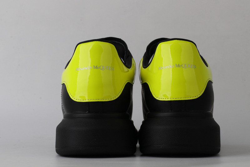 ALEXANDER MCQUEEN SNEAKER