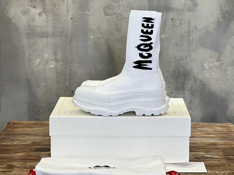 Alexander McQueen Tread sock-style boots