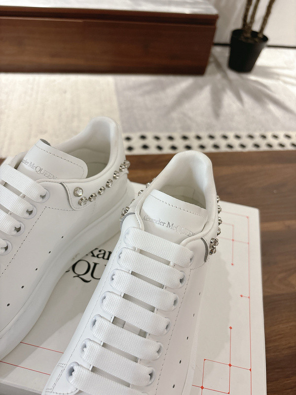 ALEXANDER MCQUEEN SNEAKER