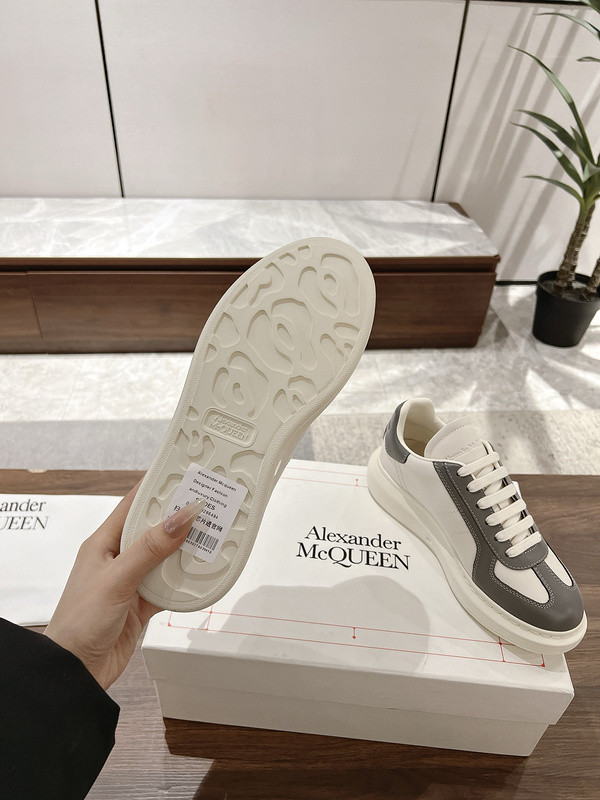 ALEXANDER MCQUEEN SNEAKER
