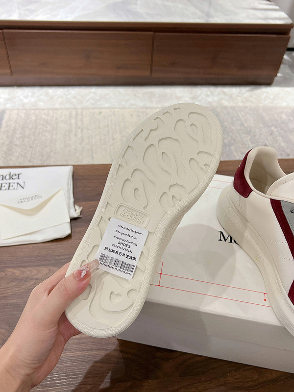 ALEXANDER MCQUEEN SNEAKER