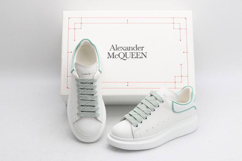 ALEXANDER MCQUEEN SNEAKER