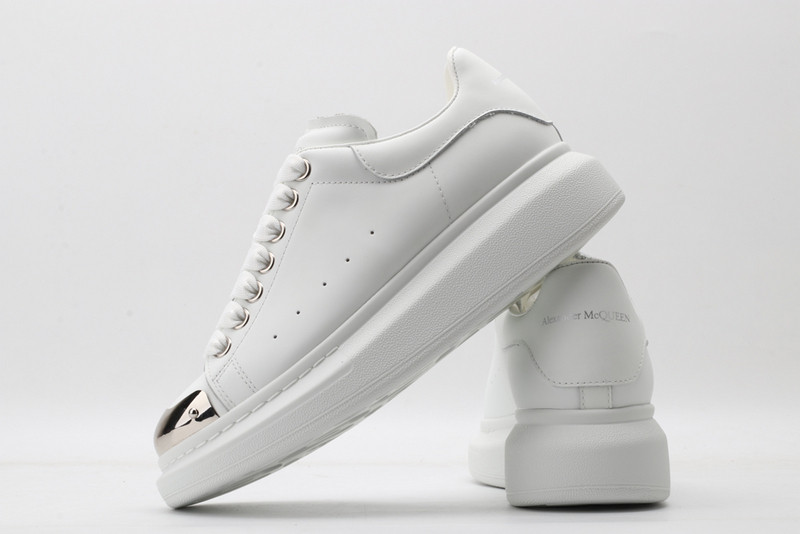 ALEXANDER MCQUEEN SNEAKER