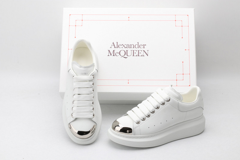 ALEXANDER MCQUEEN SNEAKER