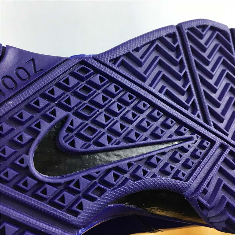 Nike Kobe 1 Protro Devin Booker PE AR4595 500