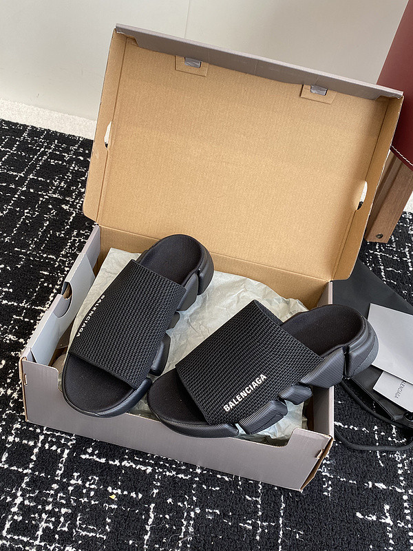 BALENCIAGA SLIDES