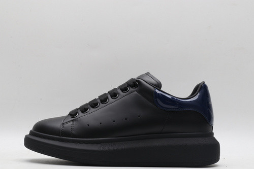 ALEXANDER MCQUEEN SNEAKER