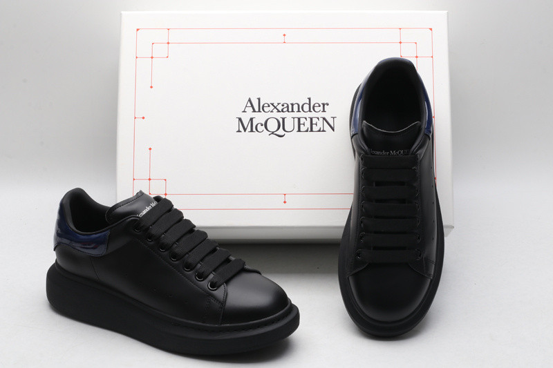 ALEXANDER MCQUEEN SNEAKER