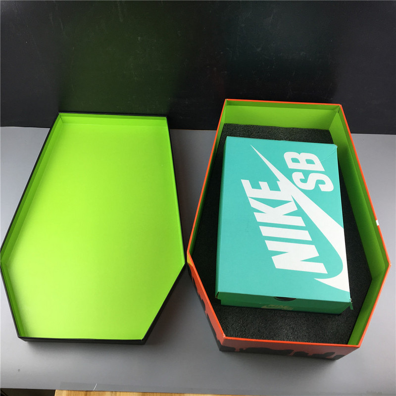 Nike SB Dunk Low Night of Mischief Halloween BQ6817 006( Normal shoe box)