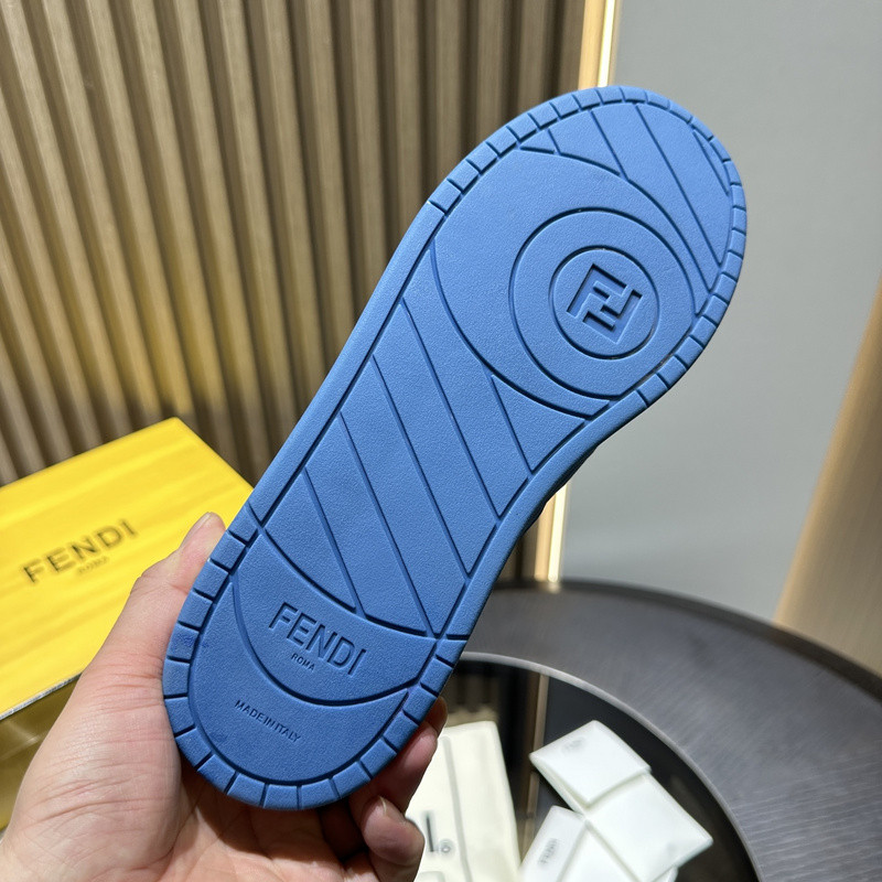 FENDI SNEAKERS