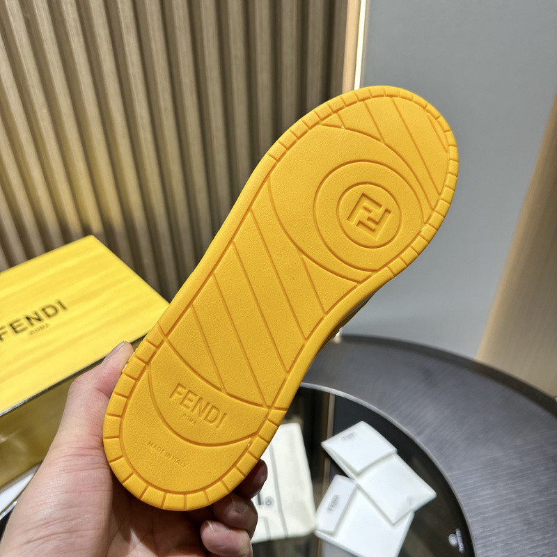 FENDI SNEAKERS