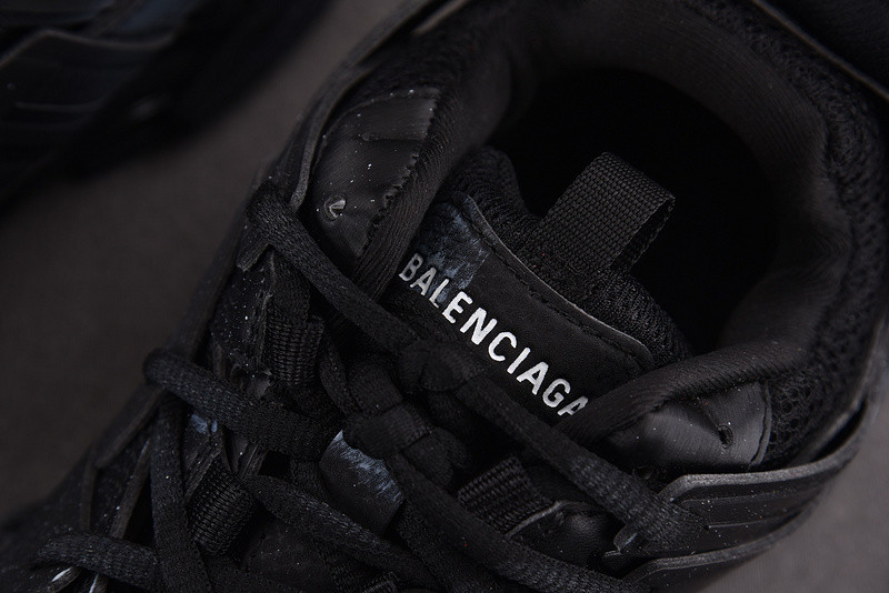 Ba*len*cia*ga track 542436 wtrhw 1090