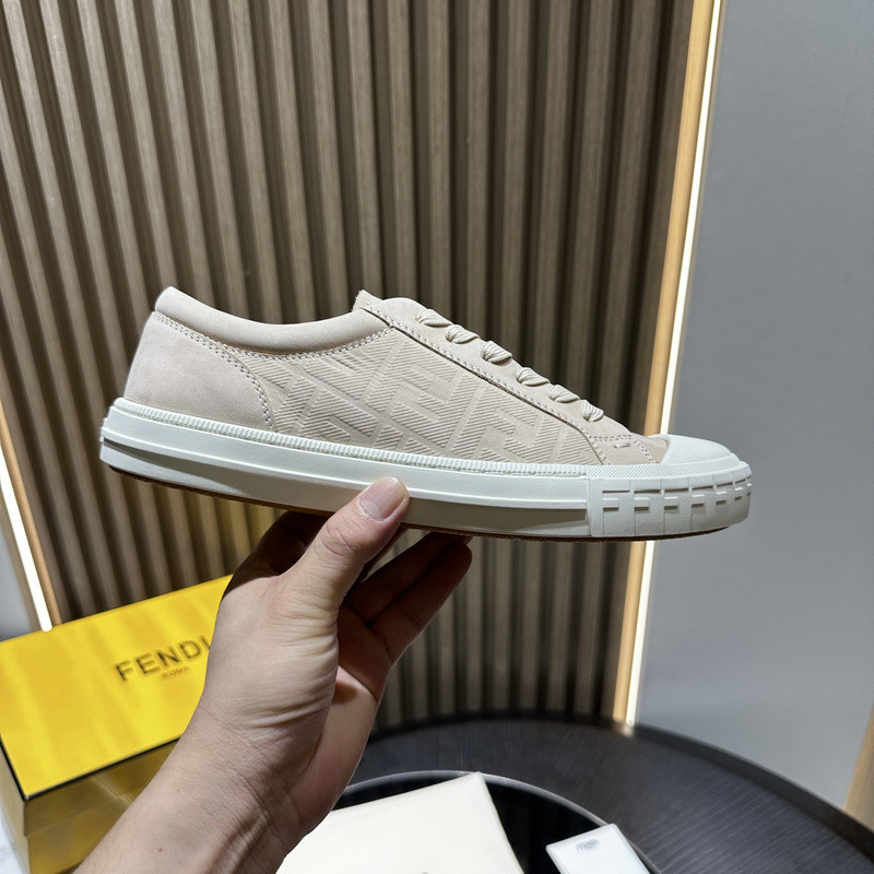 FENDI SNEAKERS