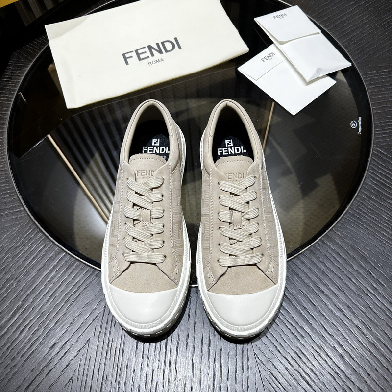 FENDI SNEAKERS
