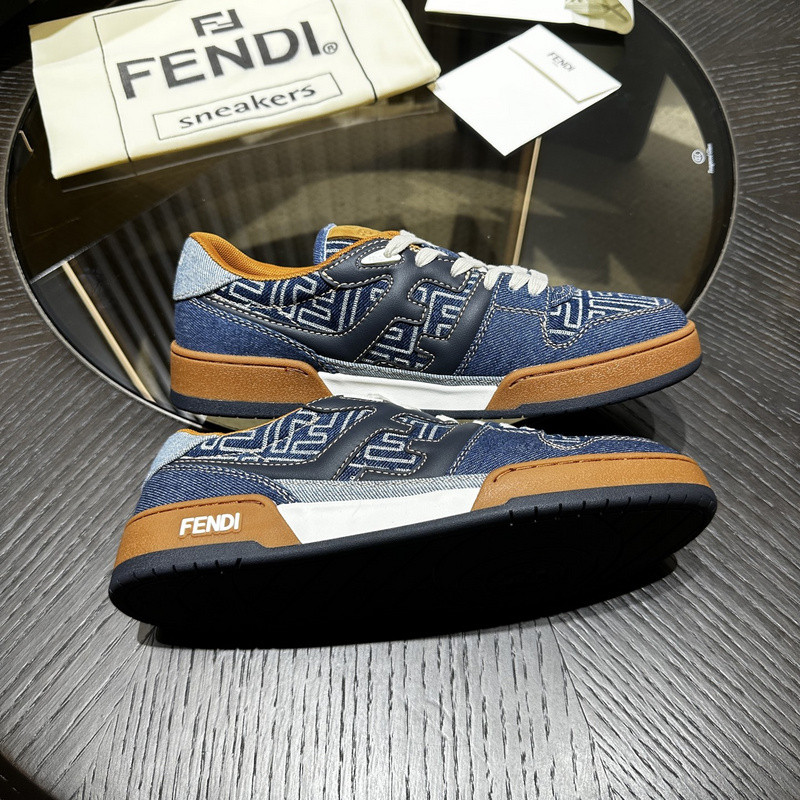 FENDI SNEAKERS