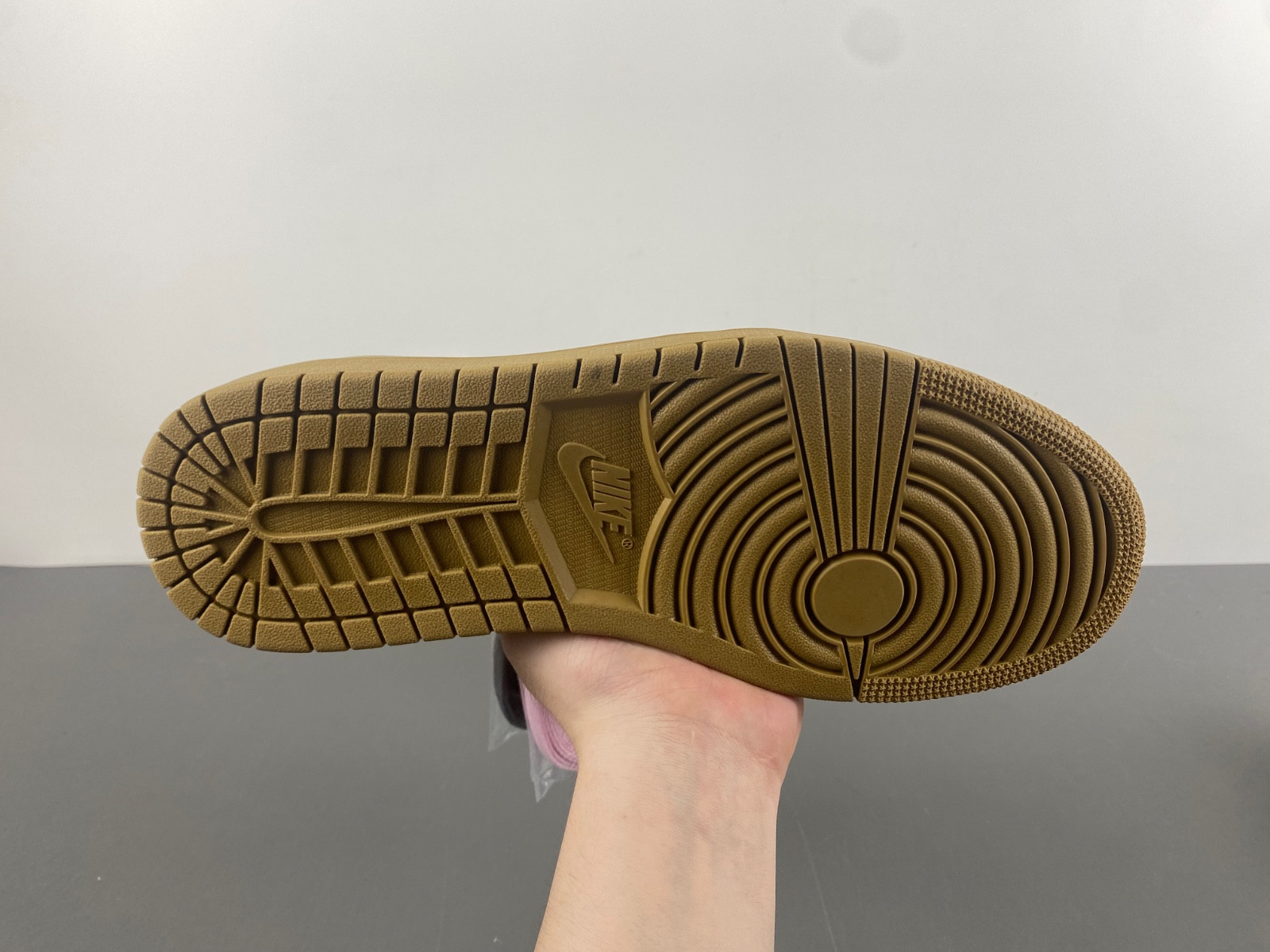 Travis Scott x Air Jordan DM7866-665