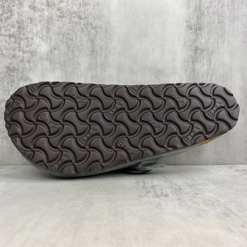 Ch*0me He**ts birkenstocks