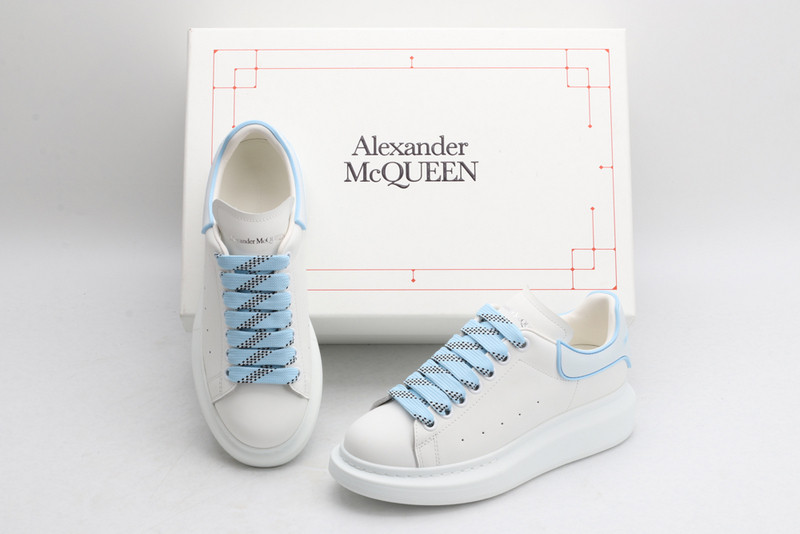 ALEXANDER MCQUEEN SNEAKER