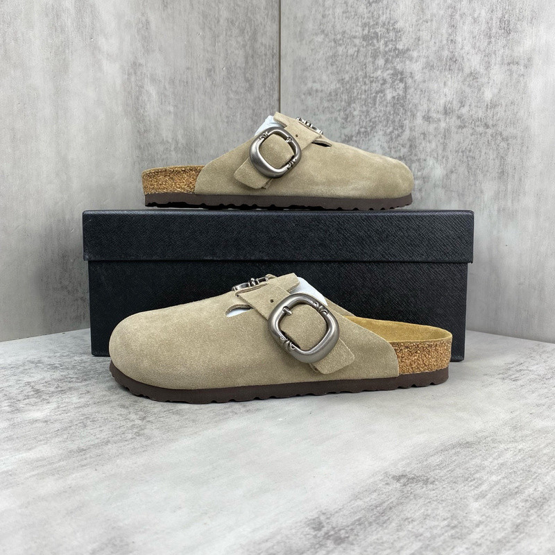 Ch*0me He**ts birkenstocks