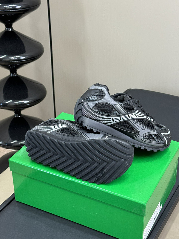 Bo*te*ga ve*ne*ta low-top orbit sneakers in black