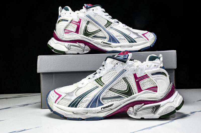 Balenciaga Runner 772767-W3RMU-9934