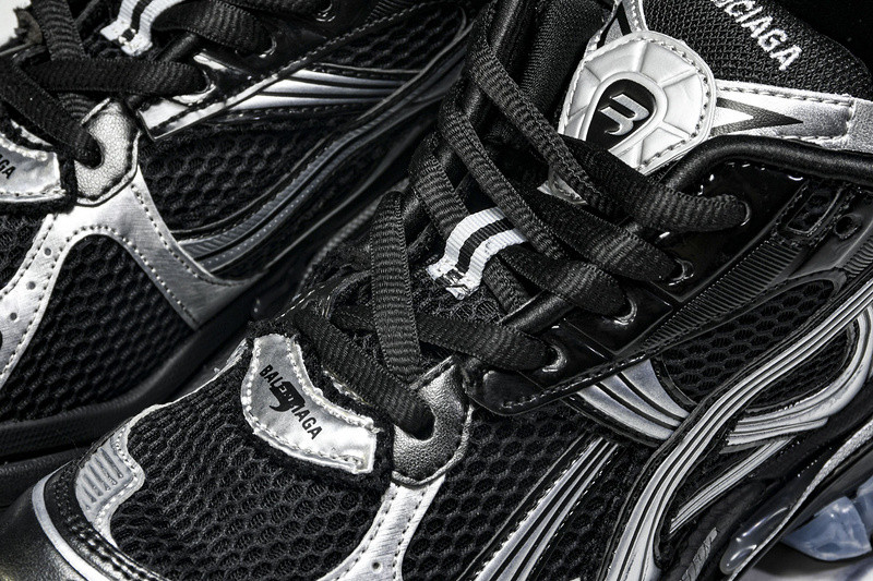 Balenciaga Runner 772767-W3RNY 0322