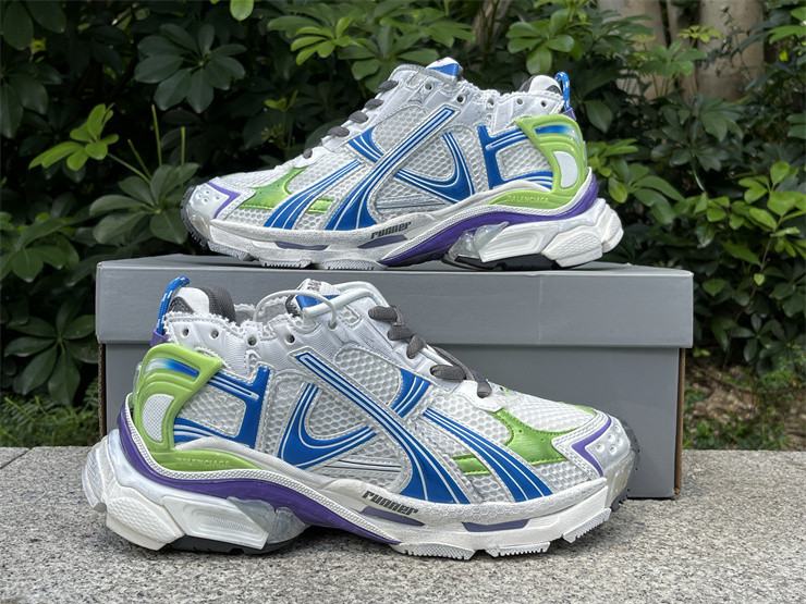 Balenciaga Runner 772774-W3RMU-9043