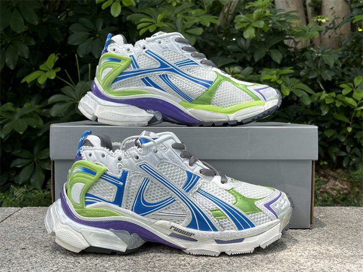 Balenciaga Runner 772774-W3RMU-9043