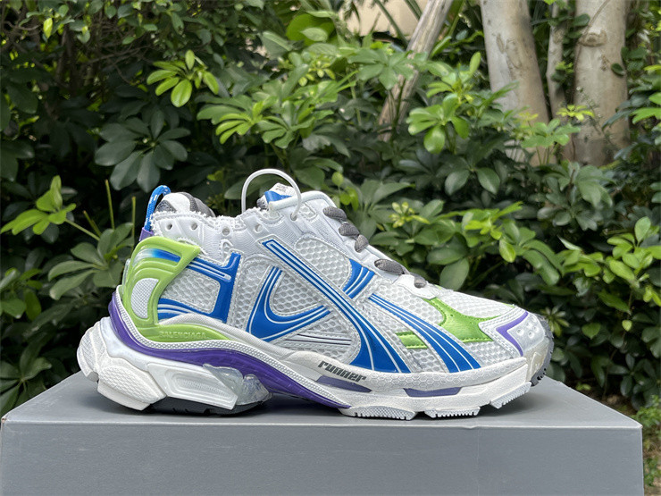 Balenciaga Runner 772774-W3RMU-9043