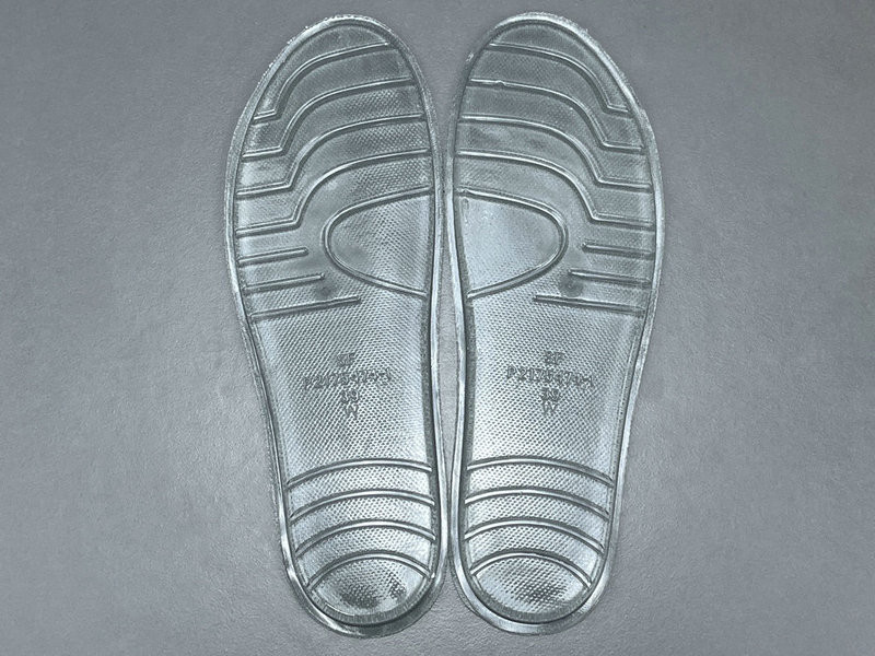 BALENCIAGA TRACK 800590 WTRHK 1013