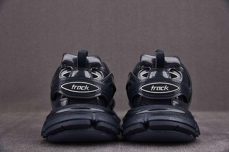 Ba*len*cia*ga track 542023 w1th 1904