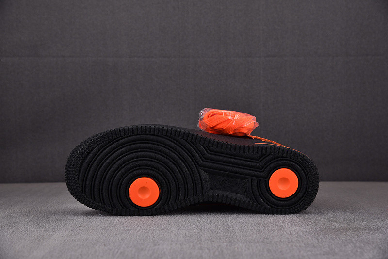 Nike Air Force 1 Low VLONE (2017) AA5360-001