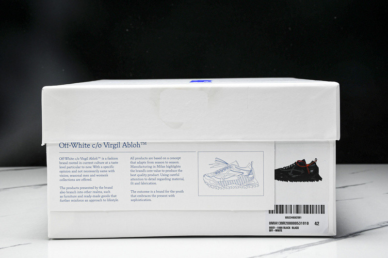 OW C/O ODSY-1000 SPORTS SHOES