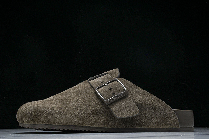 Ba*len*cia*ga Ba*len*cia*ga brown ‘sunday’ suede slides