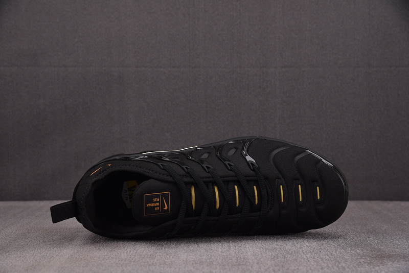 Nike Air VaporMax Plus Black Anthracite Metallic Gold 924453-007