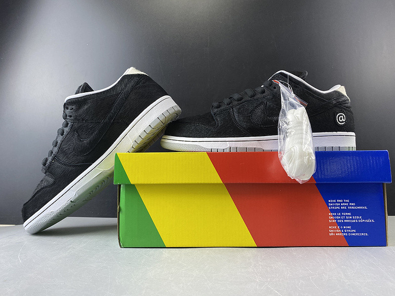 NIKE SB DUNK LOW BLACK WHITE CZ5127-001