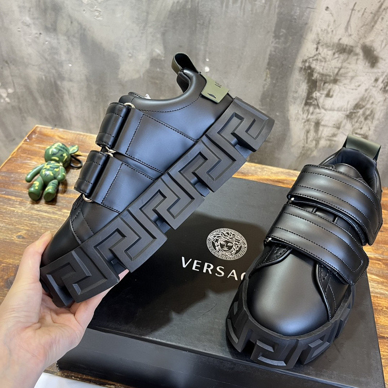 VERSACE SNEAKER
