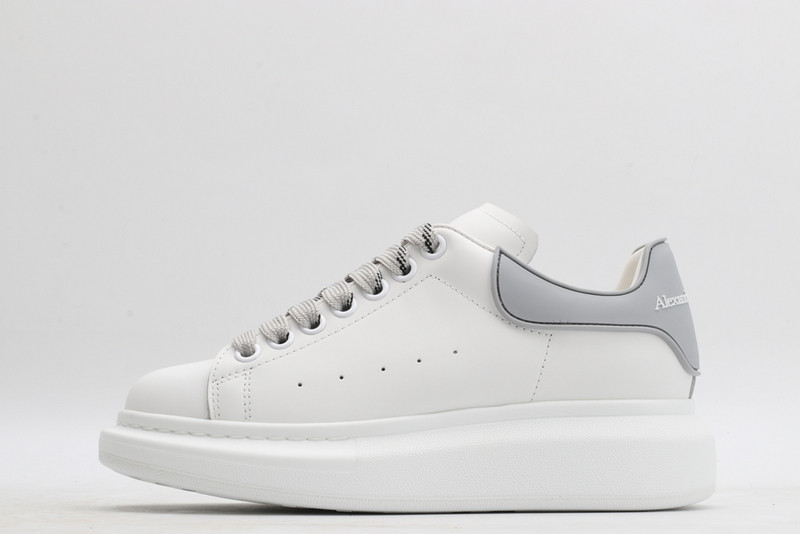 ALEXANDER MCQUEEN SNEAKER