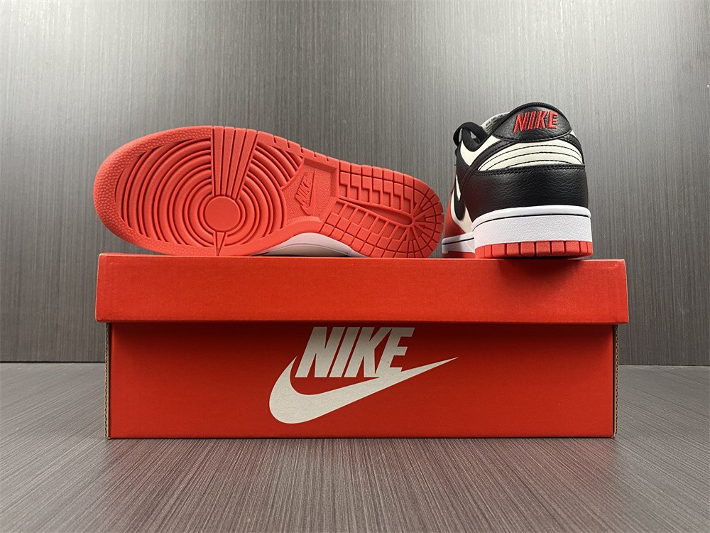 NBA X NIKE SB DUNK LOW EMB “CHICAGO” DD3363-100