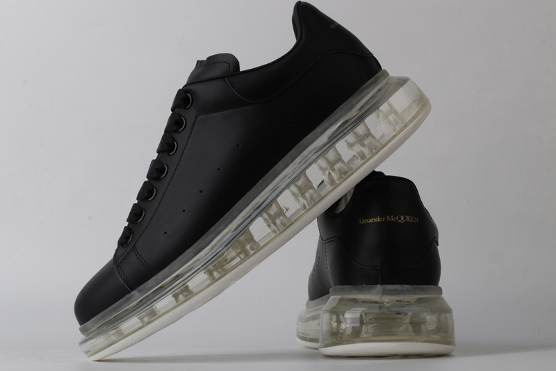 ALEXANDER MCQUEEN SNEAKER