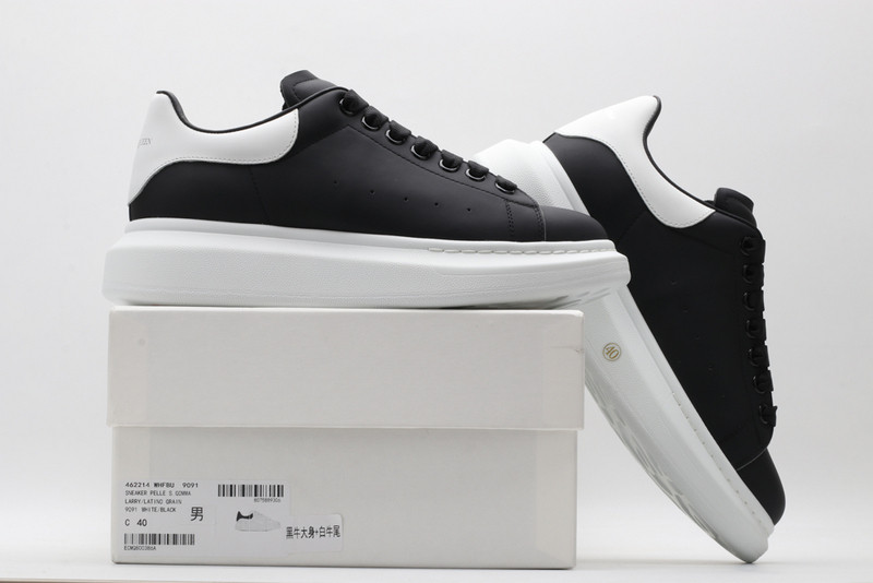 ALEXANDER MCQUEEN SNEAKER