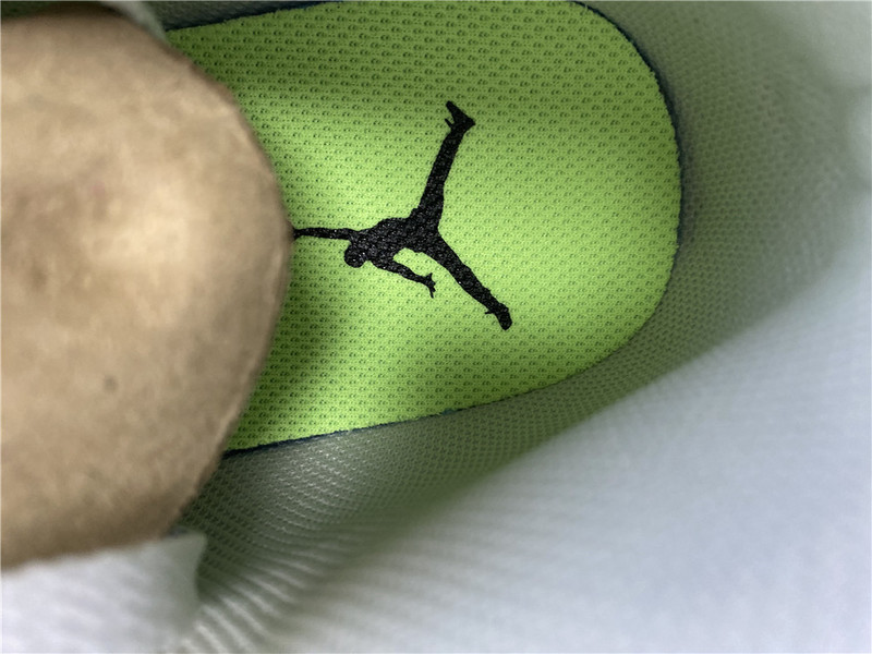 AIR JORDAN 1 MID VAST GREY CV3018-001