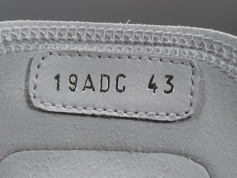 B23 OBLIQUE LOW SNEAKERS