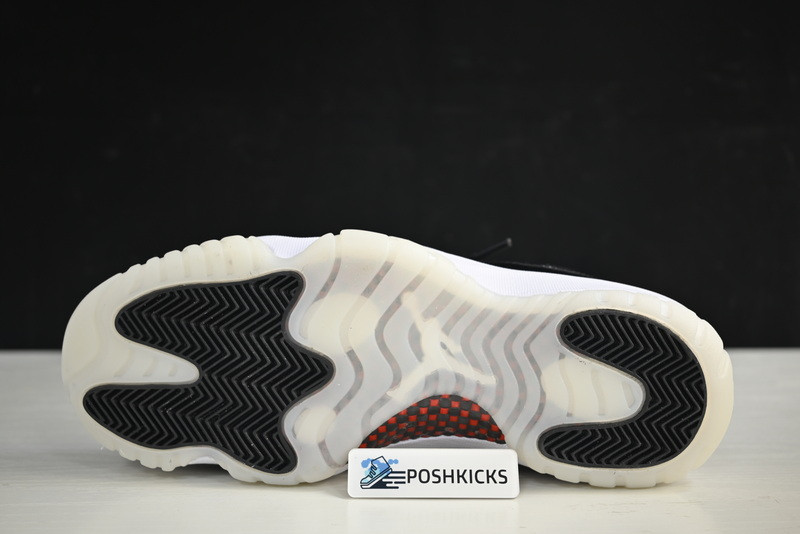 Air Jordan 11 Low “72-10” AV2187-001